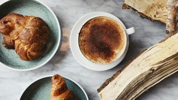 pexels-julieaagaard-2351273